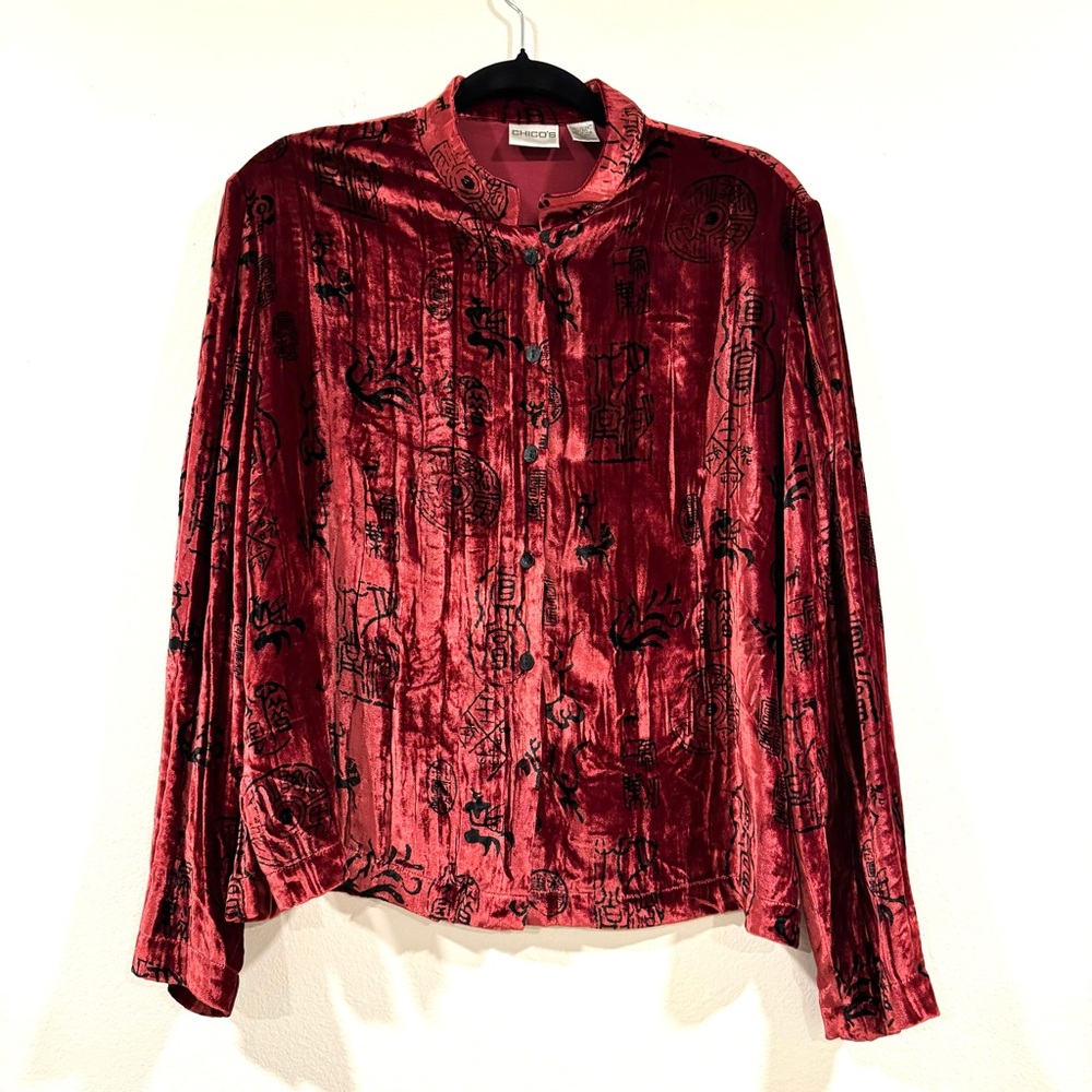 Chico’s Vintage Velvet Blouse Asian Characters Artsy Silk Blend Size 1 M/8